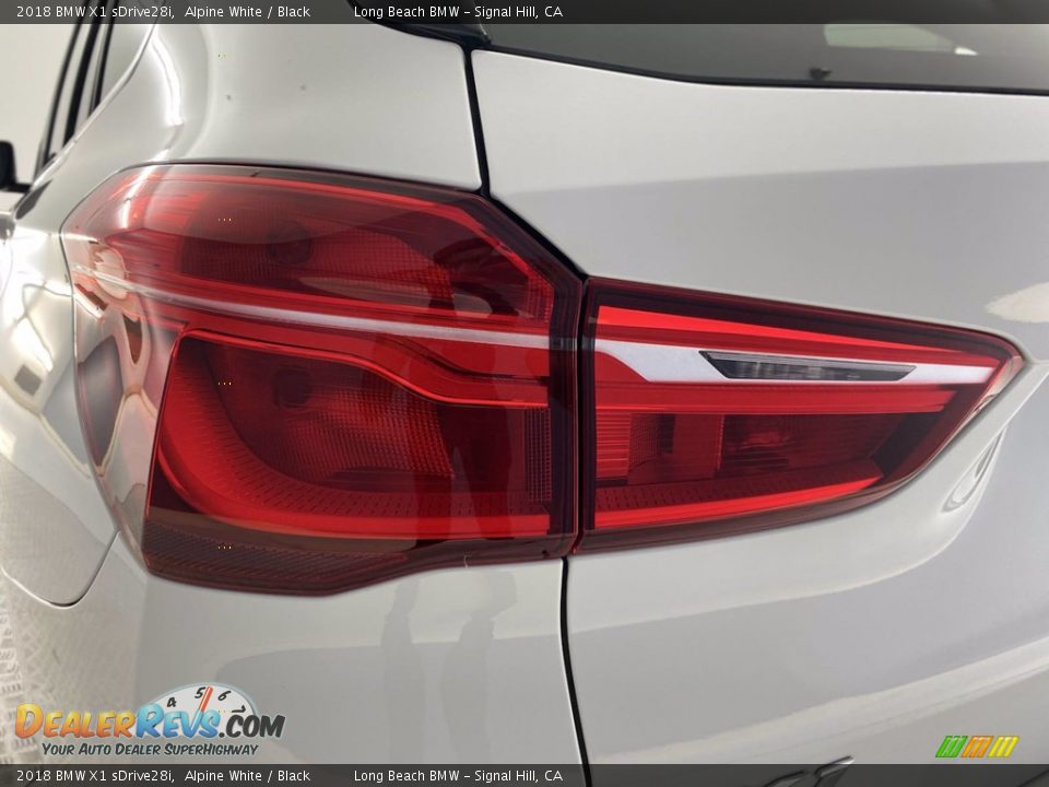 2018 BMW X1 sDrive28i Alpine White / Black Photo #7