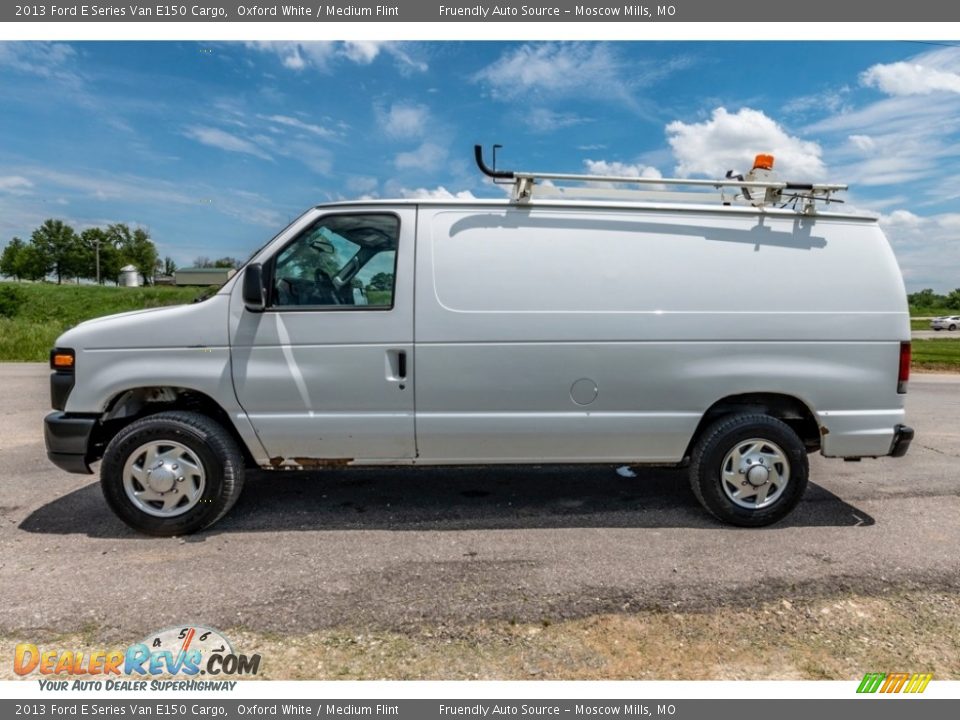 2013 Ford E Series Van E150 Cargo Oxford White / Medium Flint Photo #7