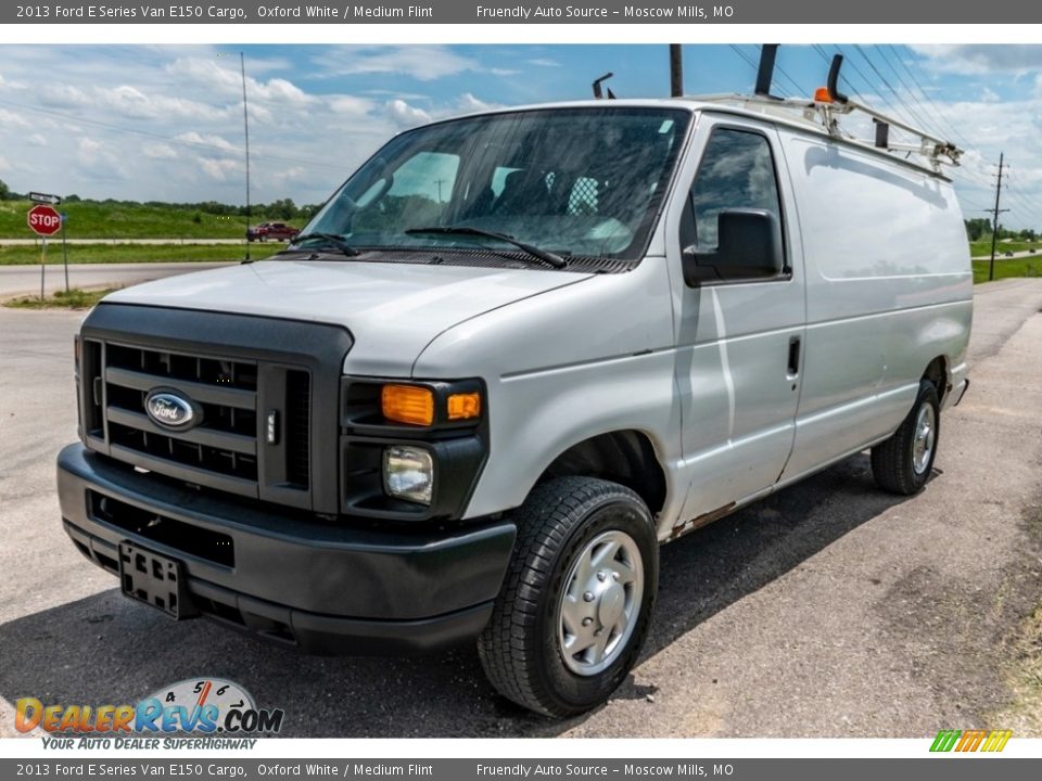 2013 Ford E Series Van E150 Cargo Oxford White / Medium Flint Photo #8