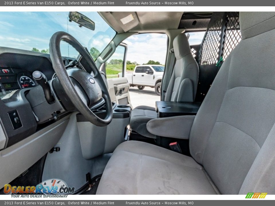 2013 Ford E Series Van E150 Cargo Oxford White / Medium Flint Photo #19