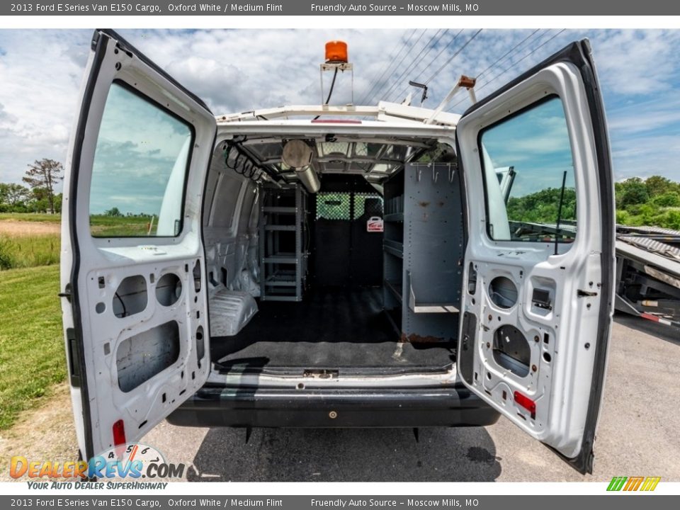 2013 Ford E Series Van E150 Cargo Oxford White / Medium Flint Photo #22