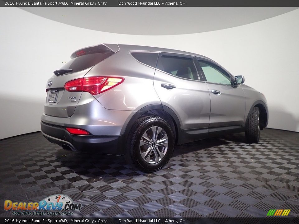 2016 Hyundai Santa Fe Sport AWD Mineral Gray / Gray Photo #15