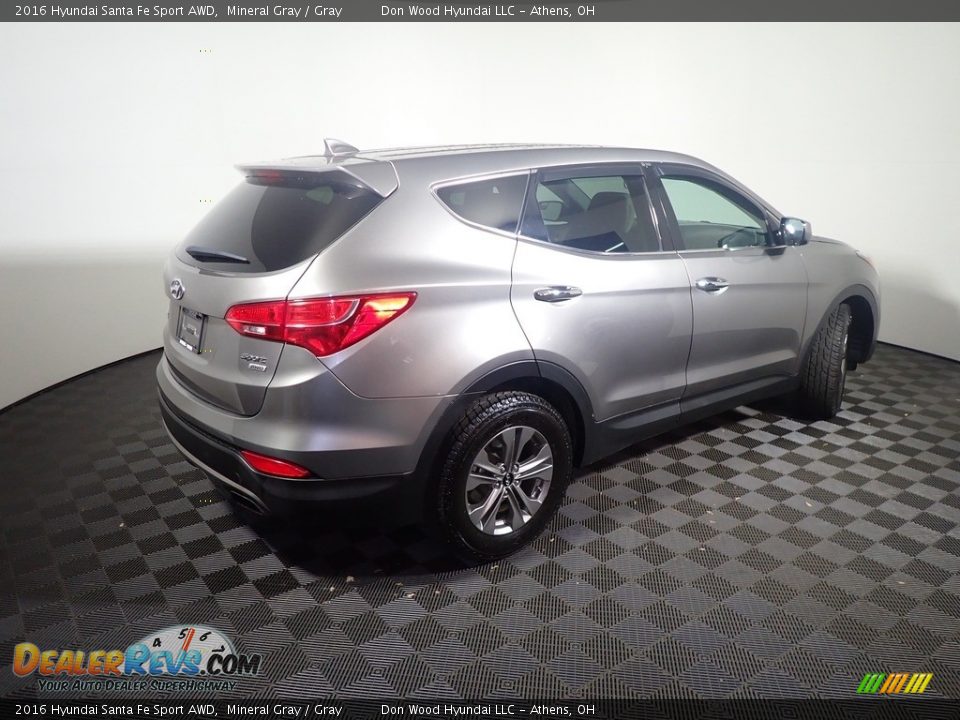 2016 Hyundai Santa Fe Sport AWD Mineral Gray / Gray Photo #16