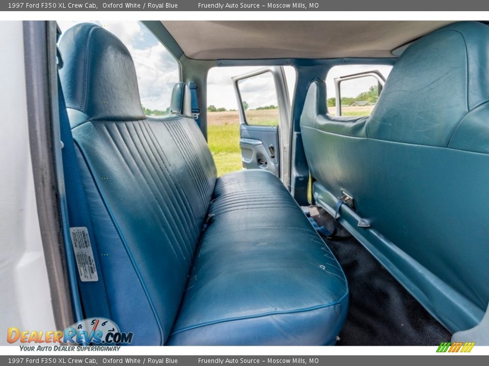 Rear Seat of 1997 Ford F350 XL Crew Cab Photo #27