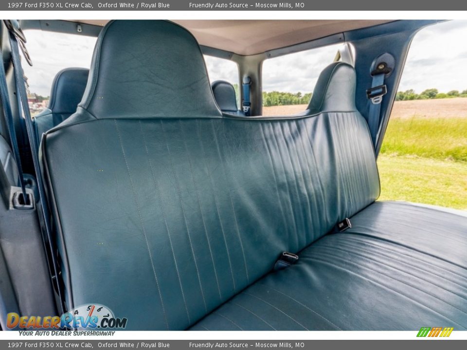 Front Seat of 1997 Ford F350 XL Crew Cab Photo #32