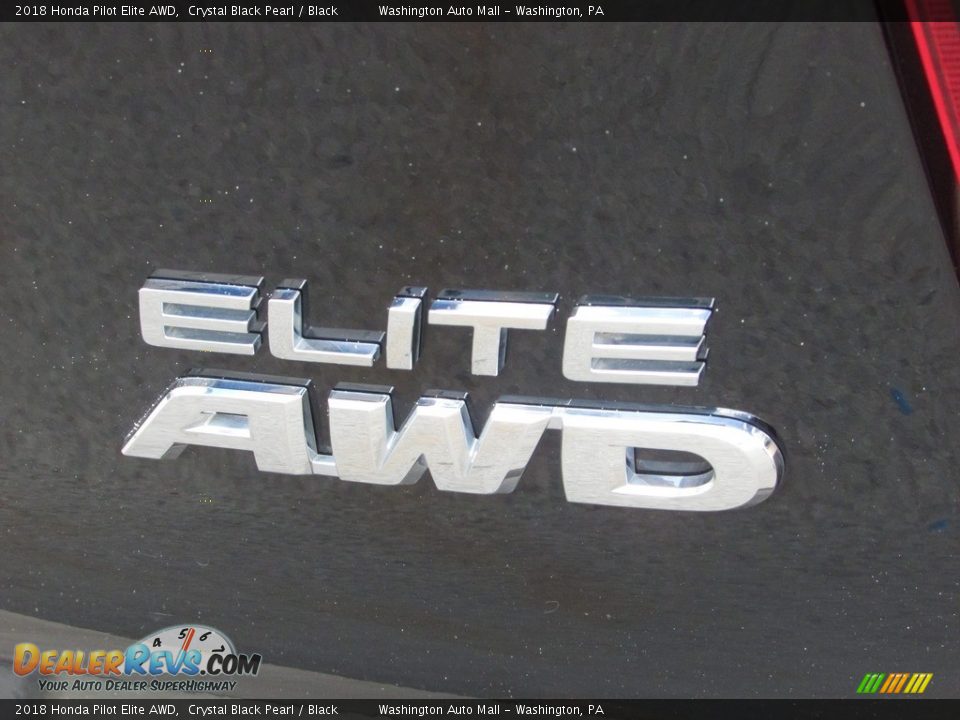 2018 Honda Pilot Elite AWD Crystal Black Pearl / Black Photo #10