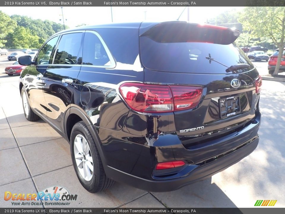 2019 Kia Sorento LX V6 Ebony Black / Satin Black Photo #5