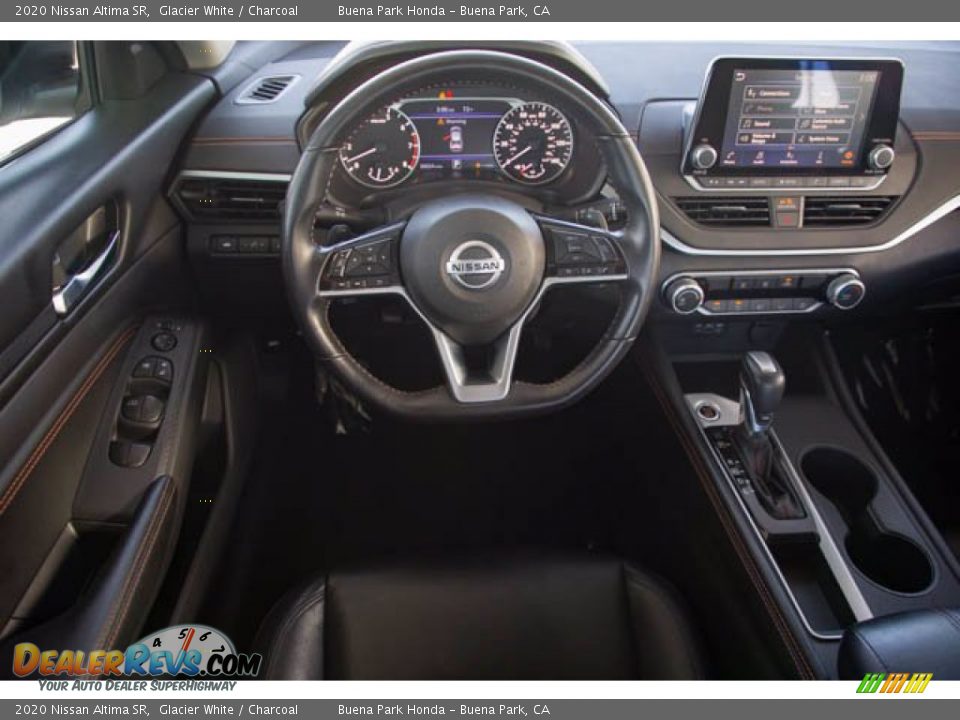 2020 Nissan Altima SR Glacier White / Charcoal Photo #5