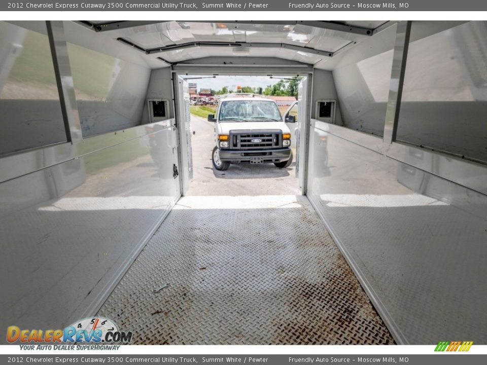 2012 Chevrolet Express Cutaway 3500 Commercial Utility Truck Summit White / Pewter Photo #27