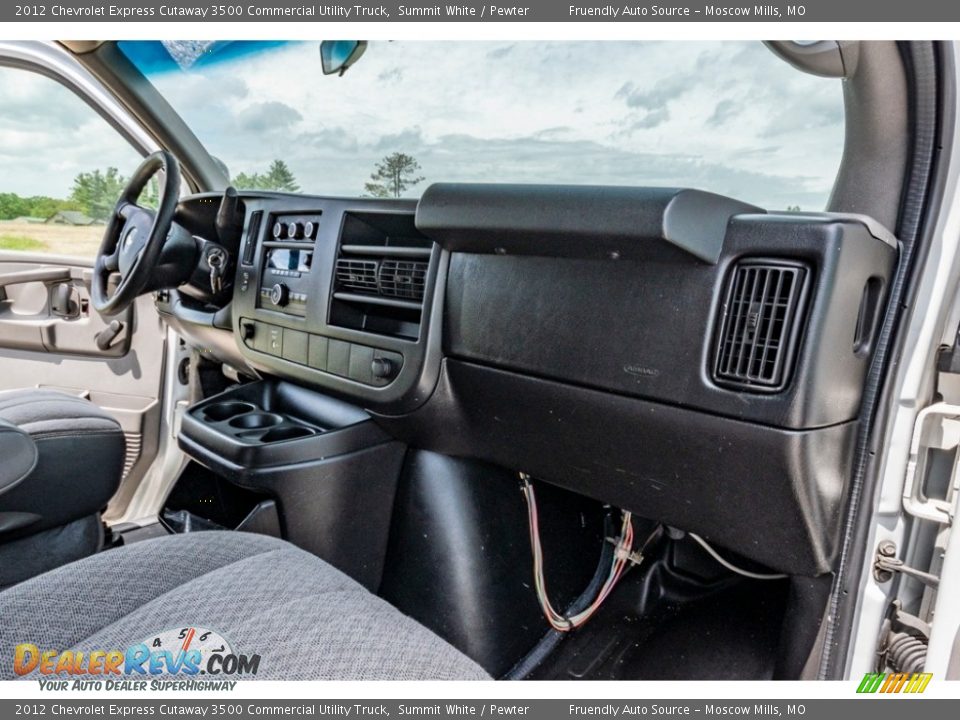 2012 Chevrolet Express Cutaway 3500 Commercial Utility Truck Summit White / Pewter Photo #33