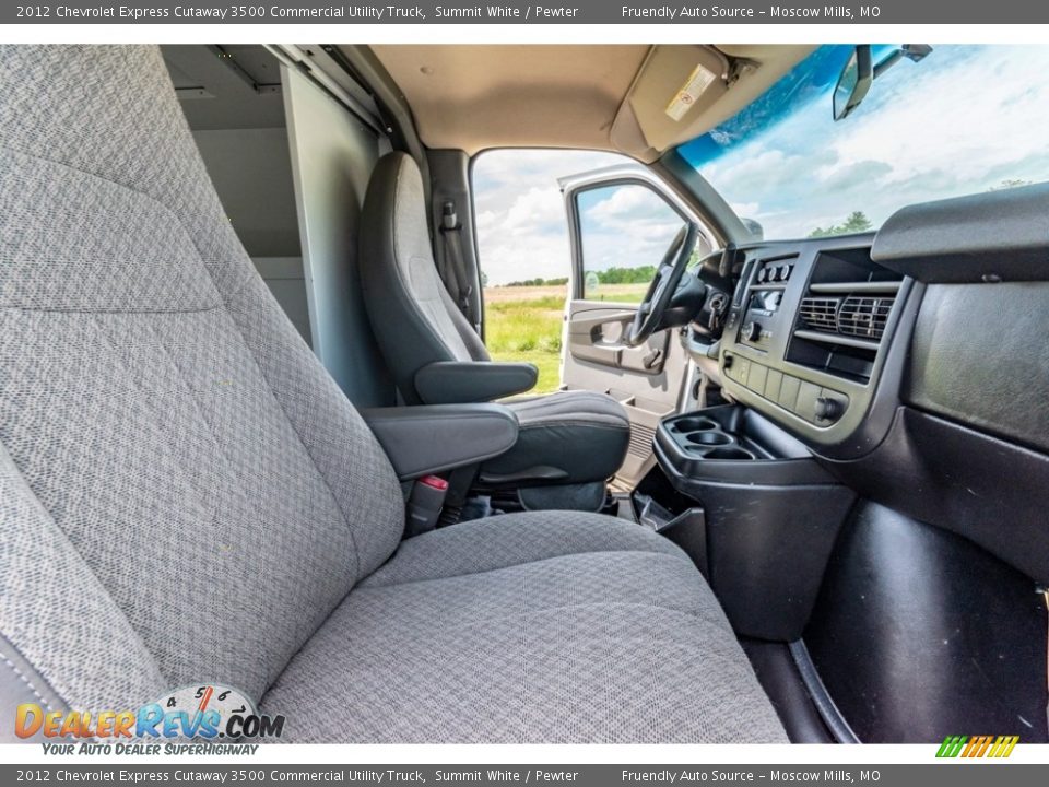 2012 Chevrolet Express Cutaway 3500 Commercial Utility Truck Summit White / Pewter Photo #34