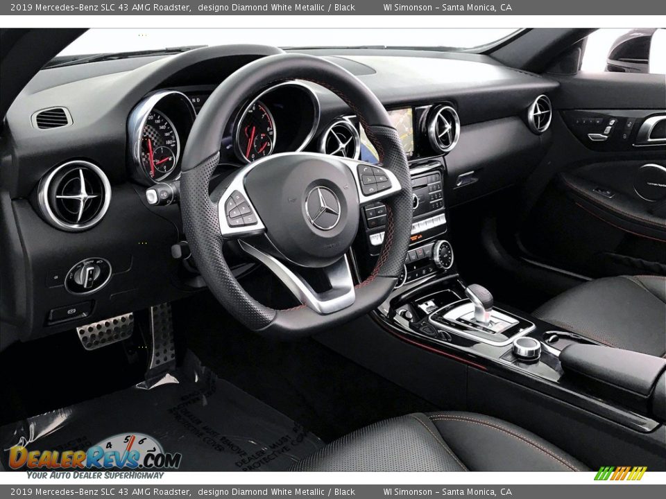 Dashboard of 2019 Mercedes-Benz SLC 43 AMG Roadster Photo #14