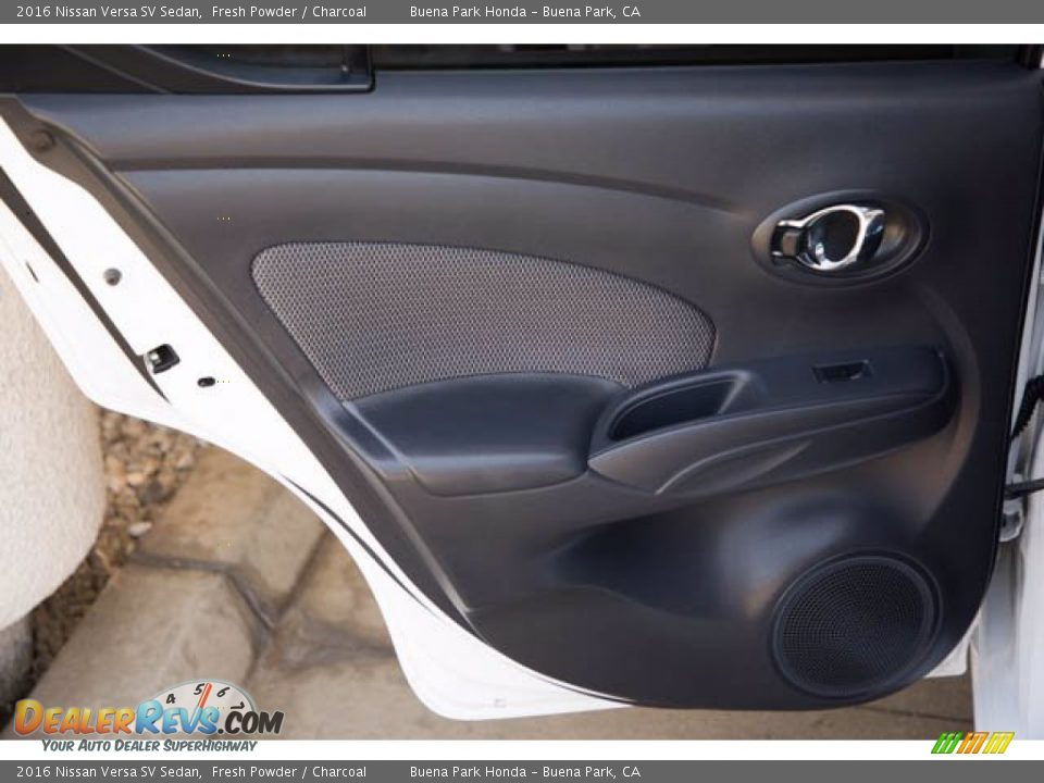 Door Panel of 2016 Nissan Versa SV Sedan Photo #28