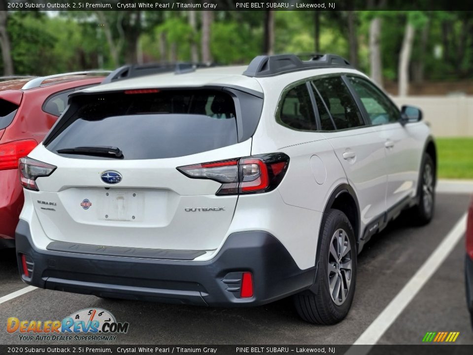 2020 Subaru Outback 2.5i Premium Crystal White Pearl / Titanium Gray Photo #3