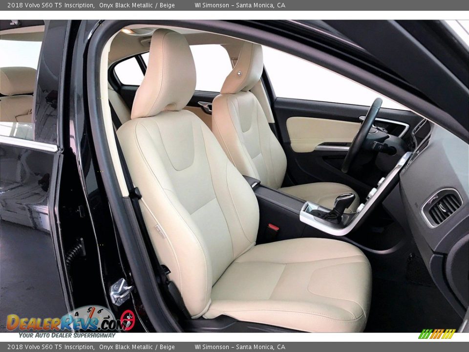 Beige Interior - 2018 Volvo S60 T5 Inscription Photo #6