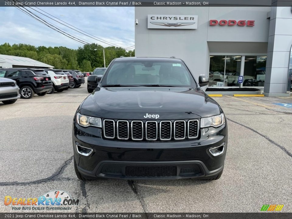 2021 Jeep Grand Cherokee Laredo 4x4 Diamond Black Crystal Pearl / Black Photo #2