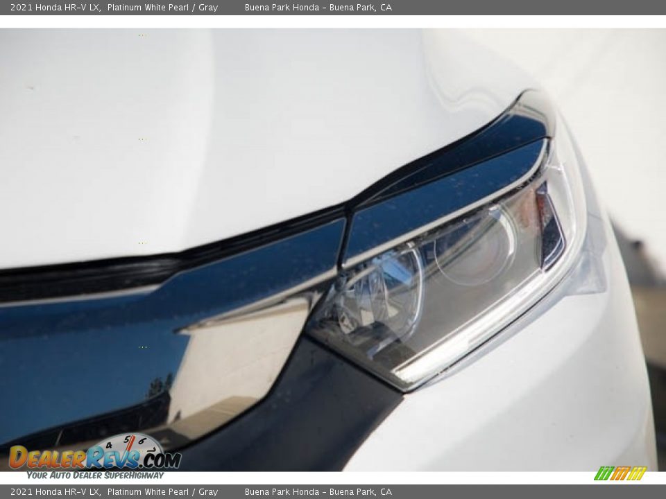 2021 Honda HR-V LX Platinum White Pearl / Gray Photo #5