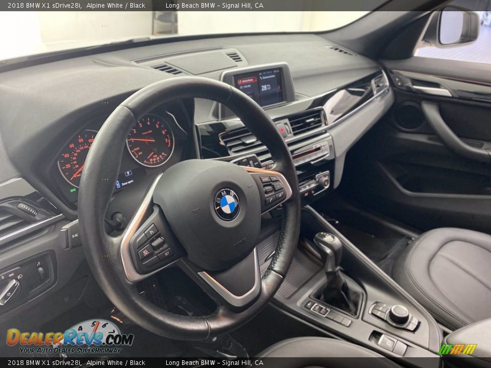 2018 BMW X1 sDrive28i Alpine White / Black Photo #16