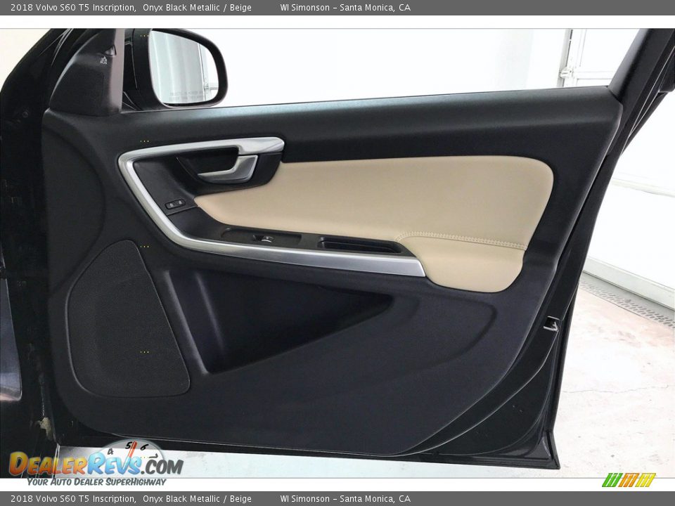 Door Panel of 2018 Volvo S60 T5 Inscription Photo #27