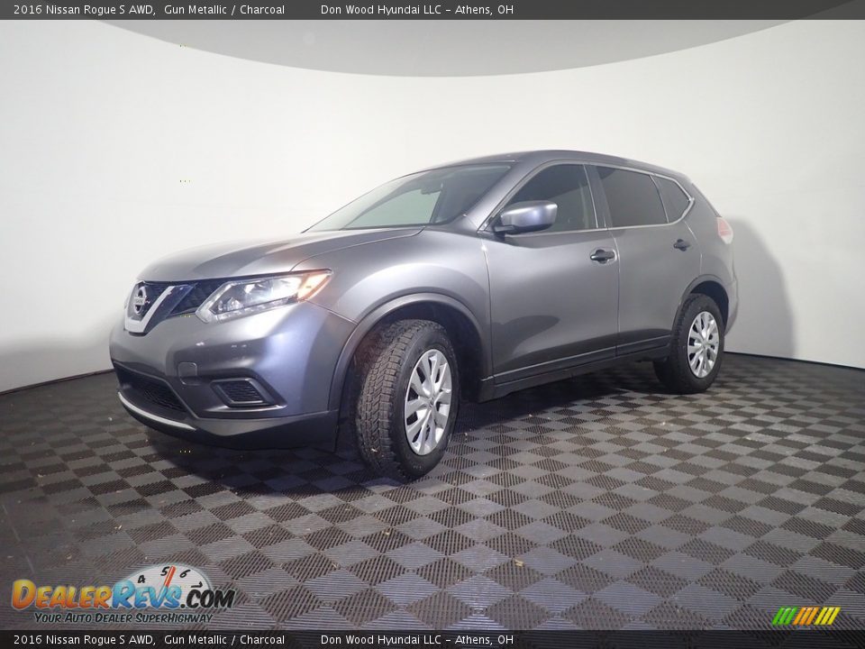 2016 Nissan Rogue S AWD Gun Metallic / Charcoal Photo #8