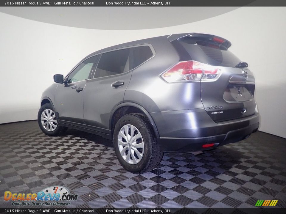 2016 Nissan Rogue S AWD Gun Metallic / Charcoal Photo #11