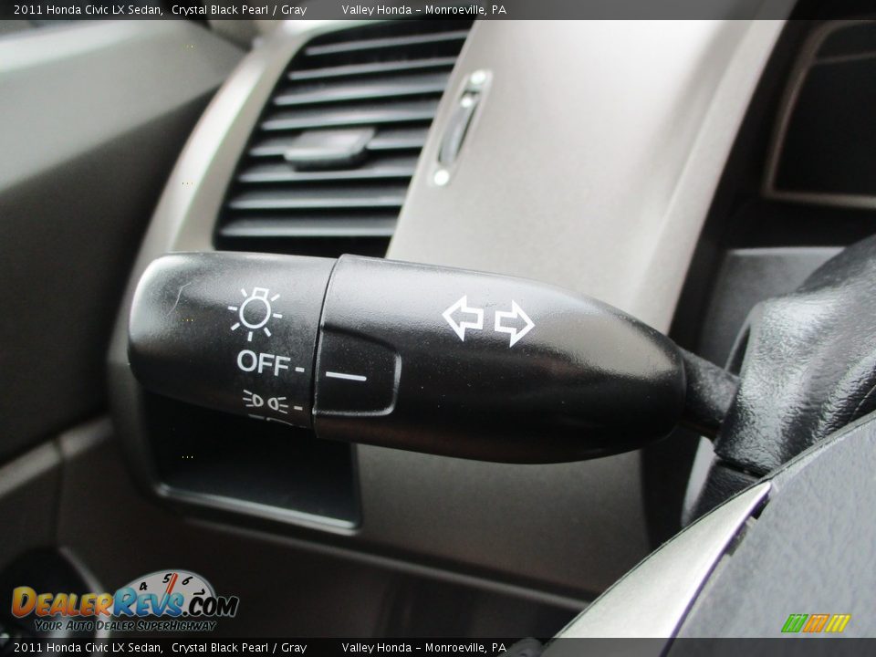 2011 Honda Civic LX Sedan Crystal Black Pearl / Gray Photo #17