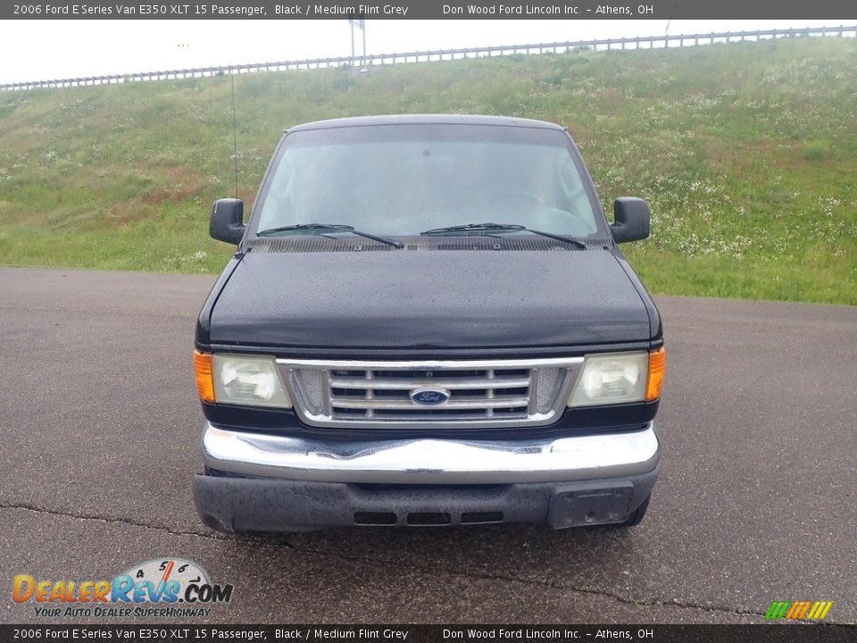 2006 Ford E Series Van E350 XLT 15 Passenger Black / Medium Flint Grey Photo #4