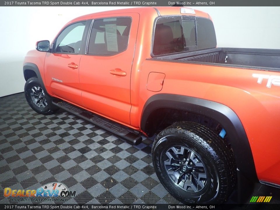 2017 Toyota Tacoma TRD Sport Double Cab 4x4 Barcelona Red Metallic / TRD Graphite Photo #18