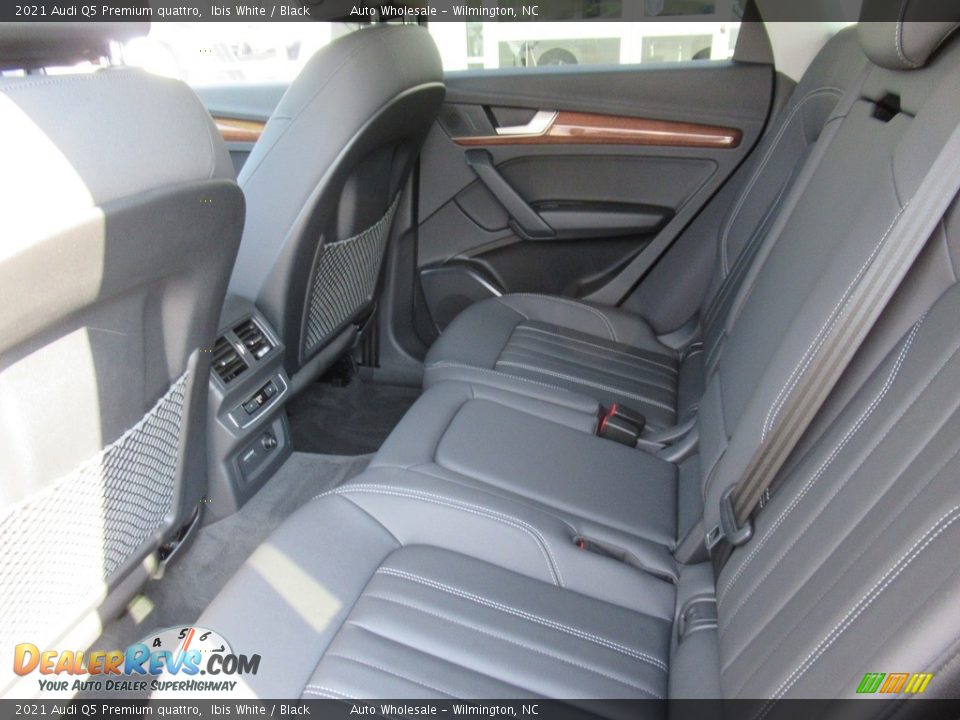 Rear Seat of 2021 Audi Q5 Premium quattro Photo #12