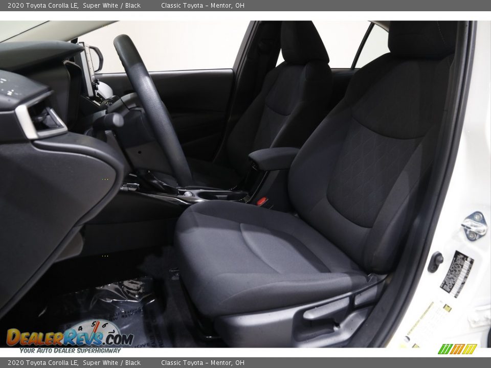 2020 Toyota Corolla LE Super White / Black Photo #5