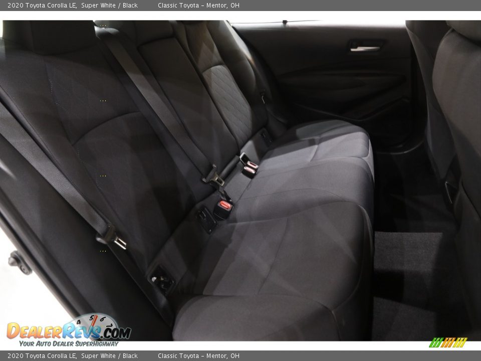 2020 Toyota Corolla LE Super White / Black Photo #14
