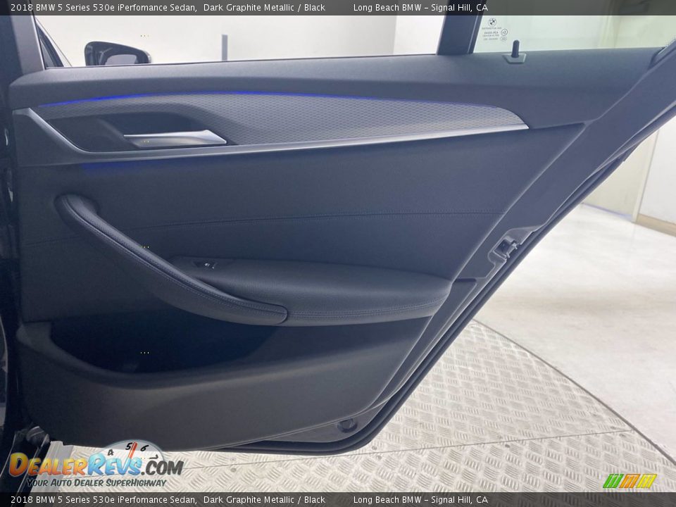 2018 BMW 5 Series 530e iPerfomance Sedan Dark Graphite Metallic / Black Photo #34