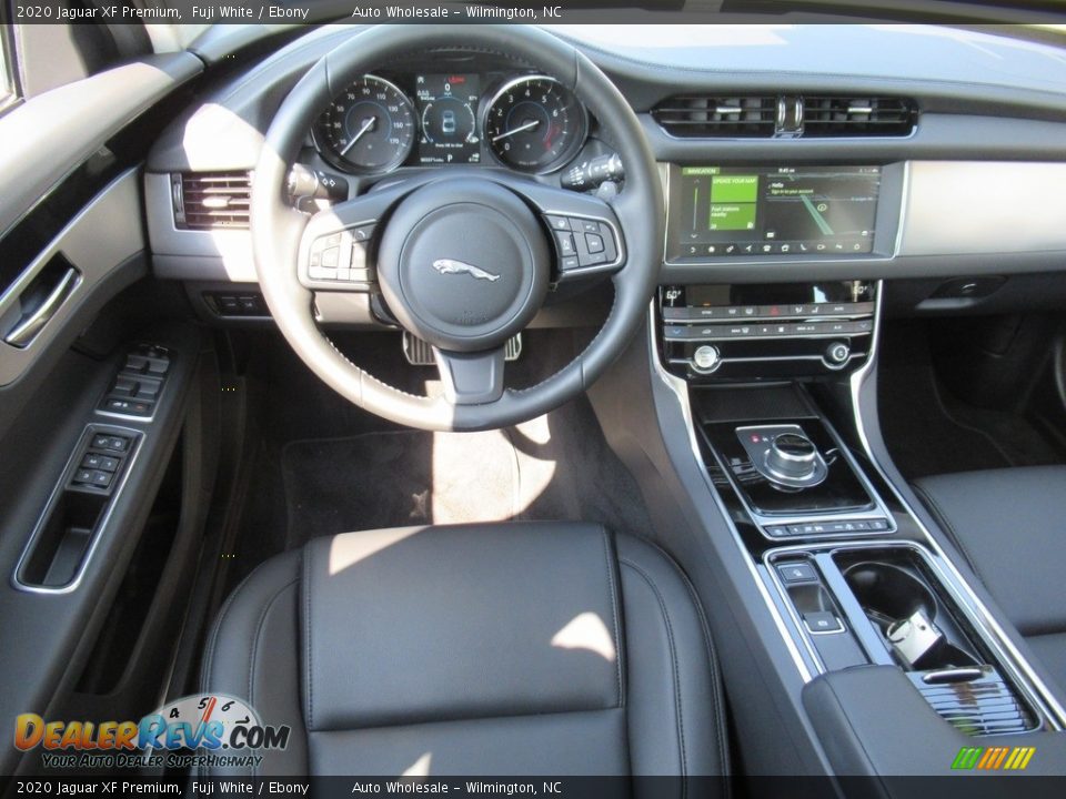 2020 Jaguar XF Premium Fuji White / Ebony Photo #15