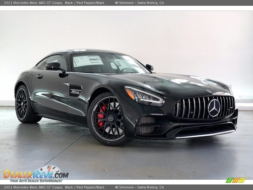 Front 3/4 View of 2021 Mercedes-Benz AMG GT Coupe Photo #11