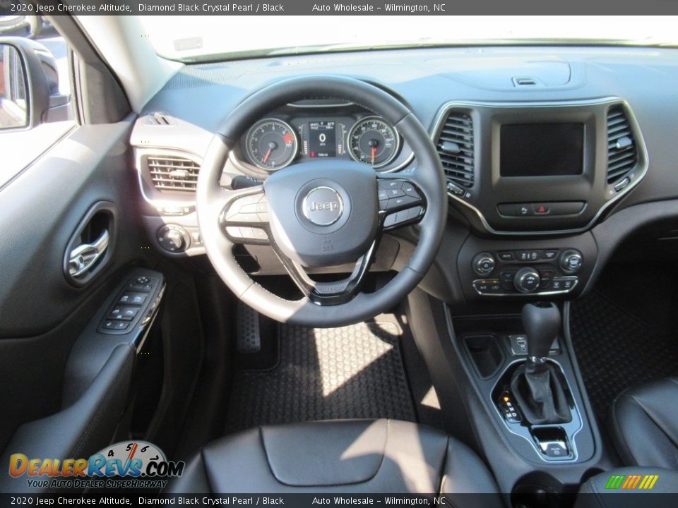 2020 Jeep Cherokee Altitude Diamond Black Crystal Pearl / Black Photo #15