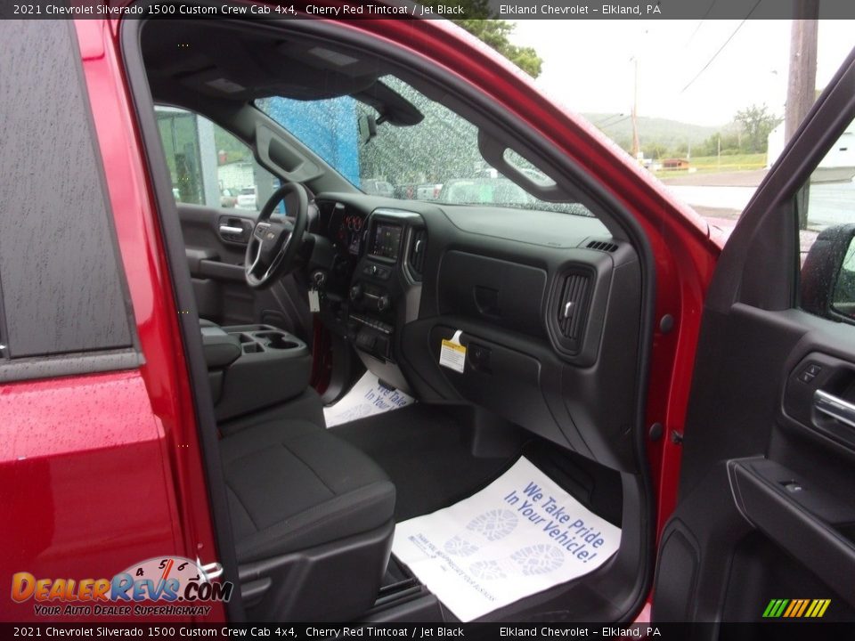 2021 Chevrolet Silverado 1500 Custom Crew Cab 4x4 Cherry Red Tintcoat / Jet Black Photo #16