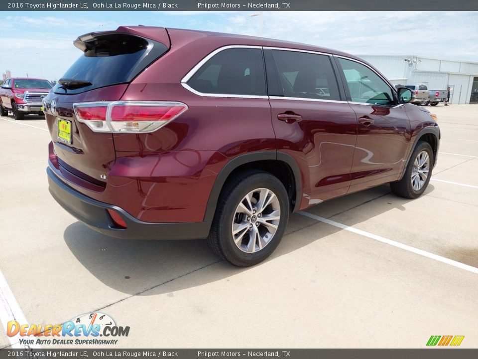 Ooh La La Rouge Mica 2016 Toyota Highlander LE Photo #3