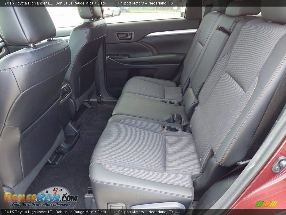 Rear Seat of 2016 Toyota Highlander LE Photo #22