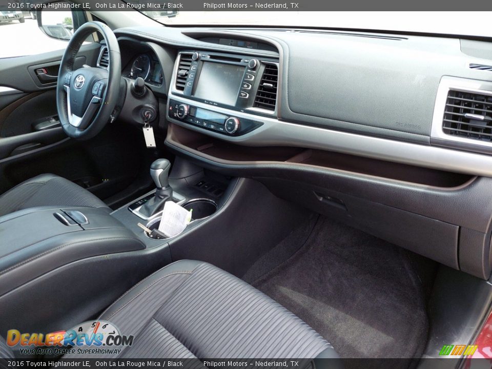 Front Seat of 2016 Toyota Highlander LE Photo #30