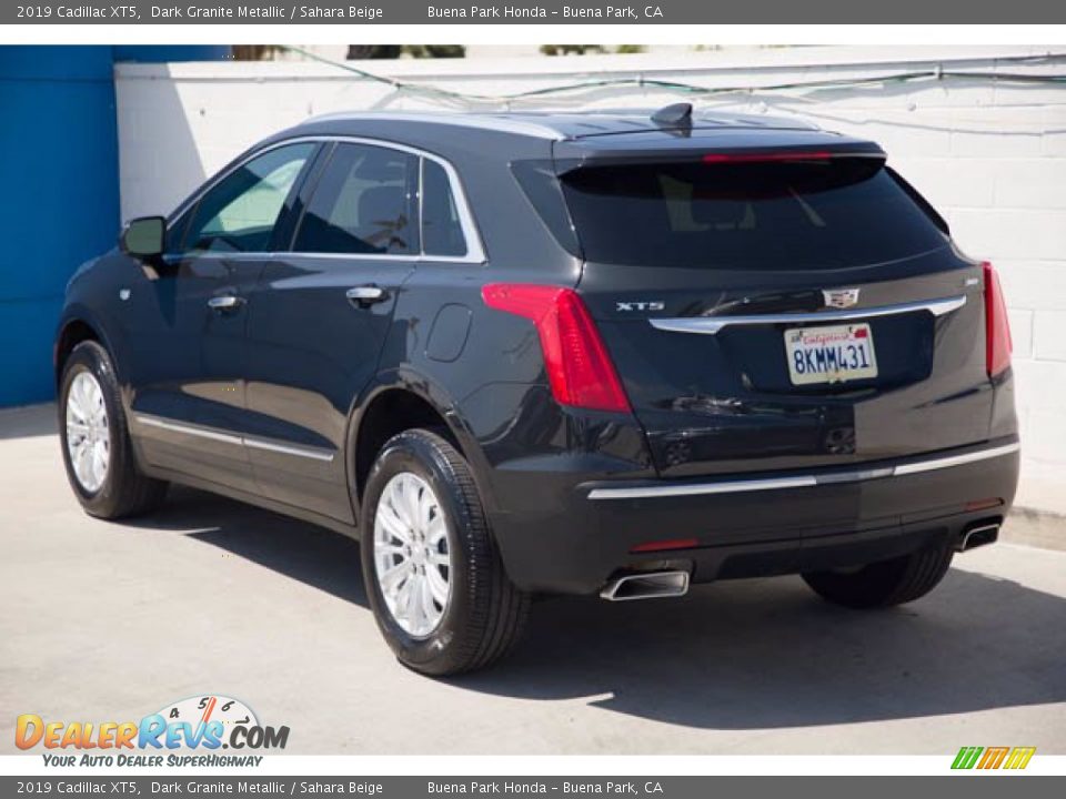 2019 Cadillac XT5 Dark Granite Metallic / Sahara Beige Photo #2