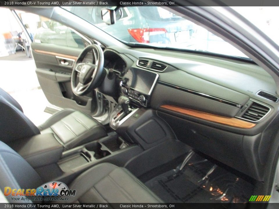 2018 Honda CR-V Touring AWD Lunar Silver Metallic / Black Photo #15