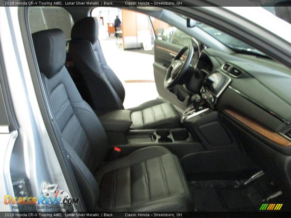 2018 Honda CR-V Touring AWD Lunar Silver Metallic / Black Photo #16