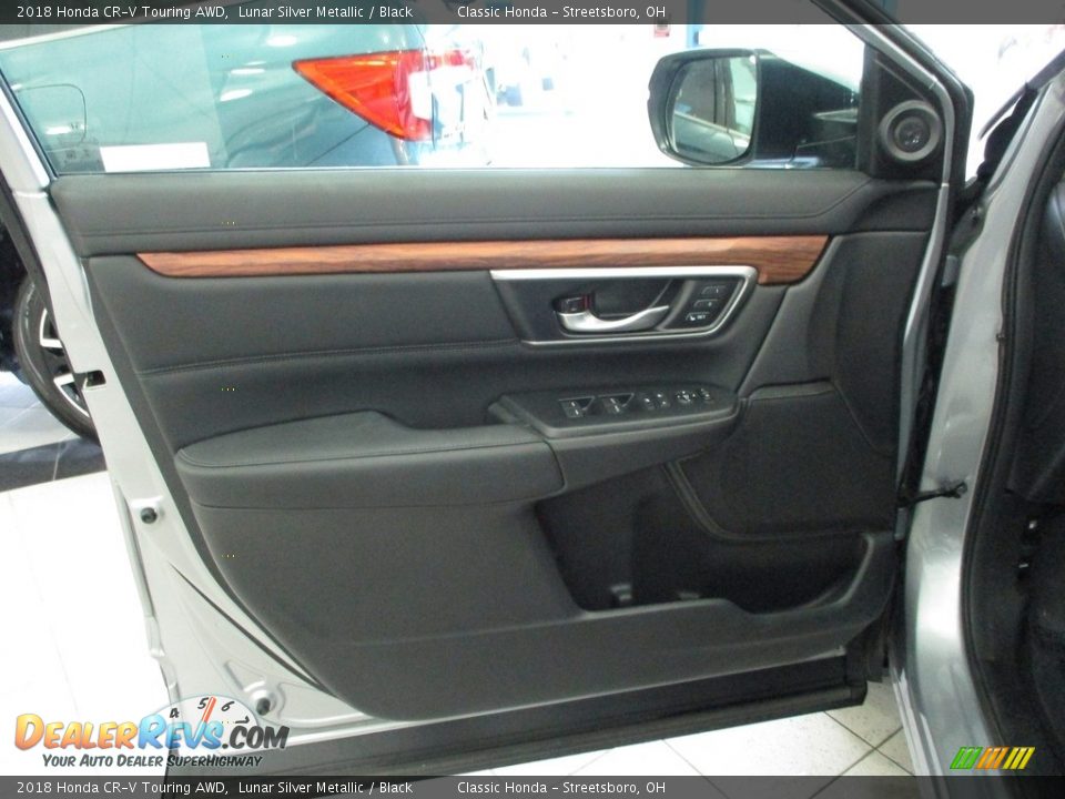 2018 Honda CR-V Touring AWD Lunar Silver Metallic / Black Photo #27