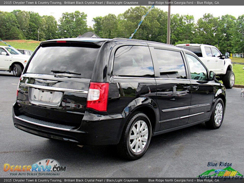 2015 Chrysler Town & Country Touring Brilliant Black Crystal Pearl / Black/Light Graystone Photo #5