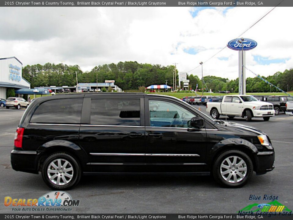 2015 Chrysler Town & Country Touring Brilliant Black Crystal Pearl / Black/Light Graystone Photo #6