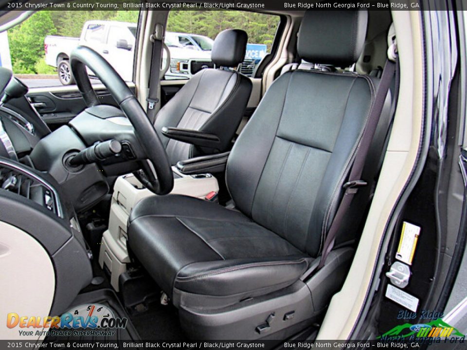 2015 Chrysler Town & Country Touring Brilliant Black Crystal Pearl / Black/Light Graystone Photo #11