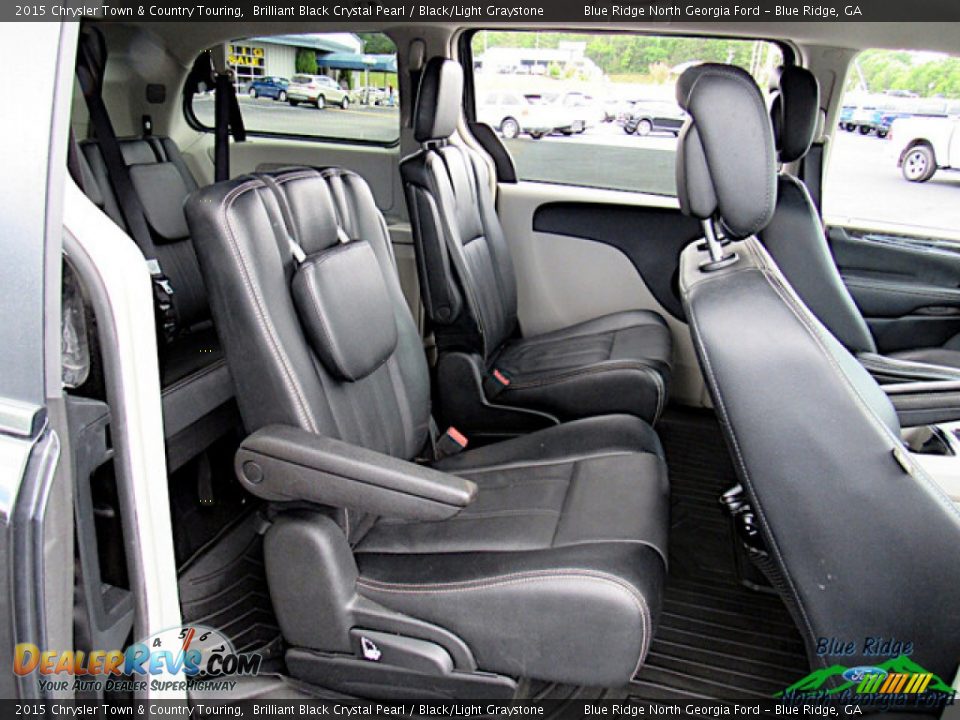 2015 Chrysler Town & Country Touring Brilliant Black Crystal Pearl / Black/Light Graystone Photo #13