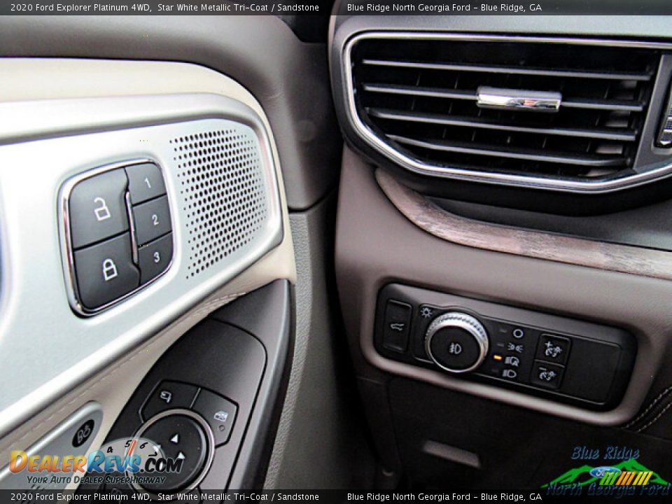 2020 Ford Explorer Platinum 4WD Star White Metallic Tri-Coat / Sandstone Photo #25