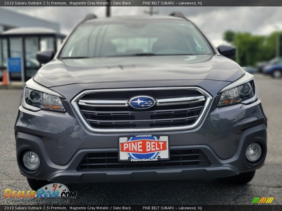 2019 Subaru Outback 2.5i Premium Magnetite Gray Metallic / Slate Black Photo #2