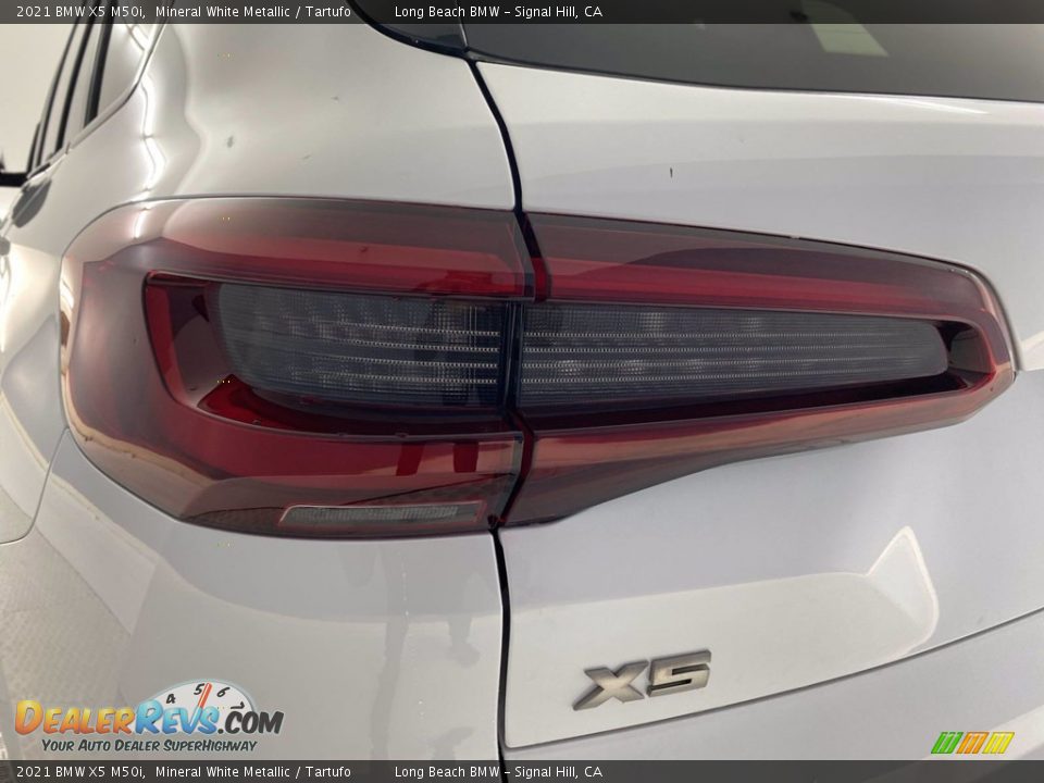 2021 BMW X5 M50i Mineral White Metallic / Tartufo Photo #6